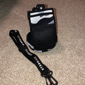 Hydro Jug Camo Carrier